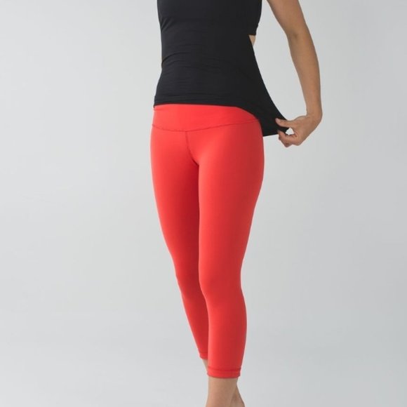 ululemon Wunder Under Crop III Reversible Pink - 4 - Picture 3 of 8